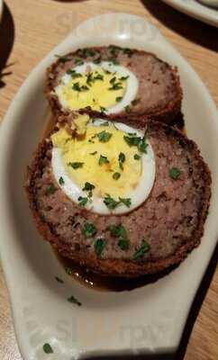 Rose And Crown British Restaurant