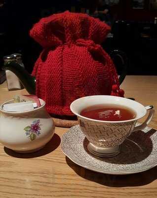 Rose And Crown British Restaurant