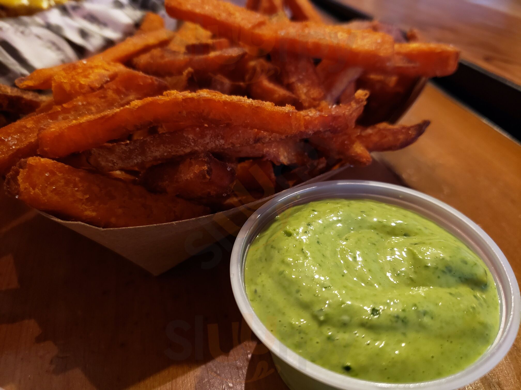 Harry's Bar & Burger - Lincoln