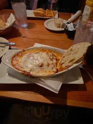 Bullwinkle's Saloon And Eatery