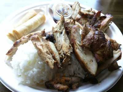 Miget's Island Grill