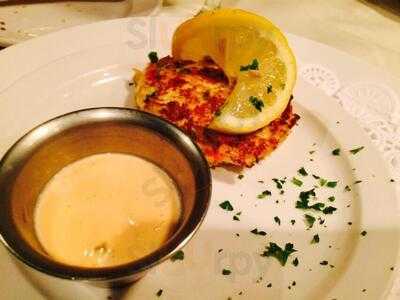 Atlantis Grill & Bar