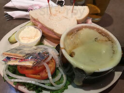 Jethro's Char-house & Pub