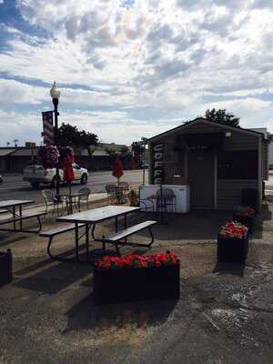 Spoofs Coffee Drive Through