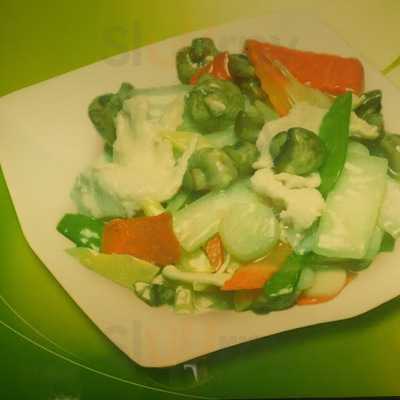 Peking Garden Restaurant