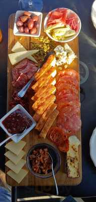 Main Street Bar & Grill