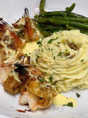 Theo's Steaks Sides & Spirits