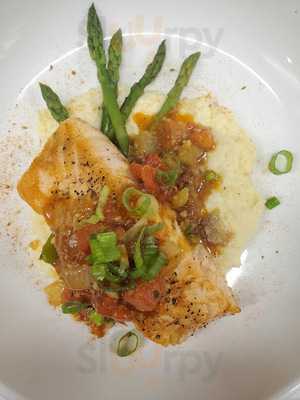 Theo's Steaks Sides & Spirits