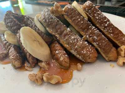 Theo's Steaks Sides & Spirits