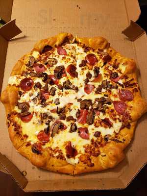 Pizza Hut-wing Street