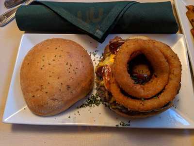 Tomaselli's At Lincoln Country Club