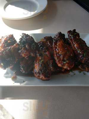 Tomaselli's At Lincoln Country Club