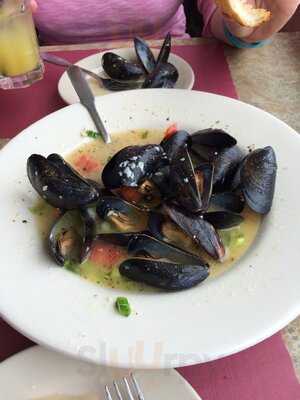 Polcari's Bridgewaye Inn