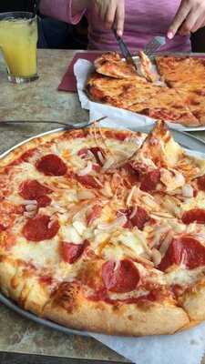 Polcari's Bridgewaye Inn