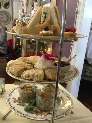 The Mad Hatter Restaurant & Tea Room