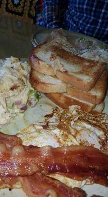 Jellybean And Julia's Bbq