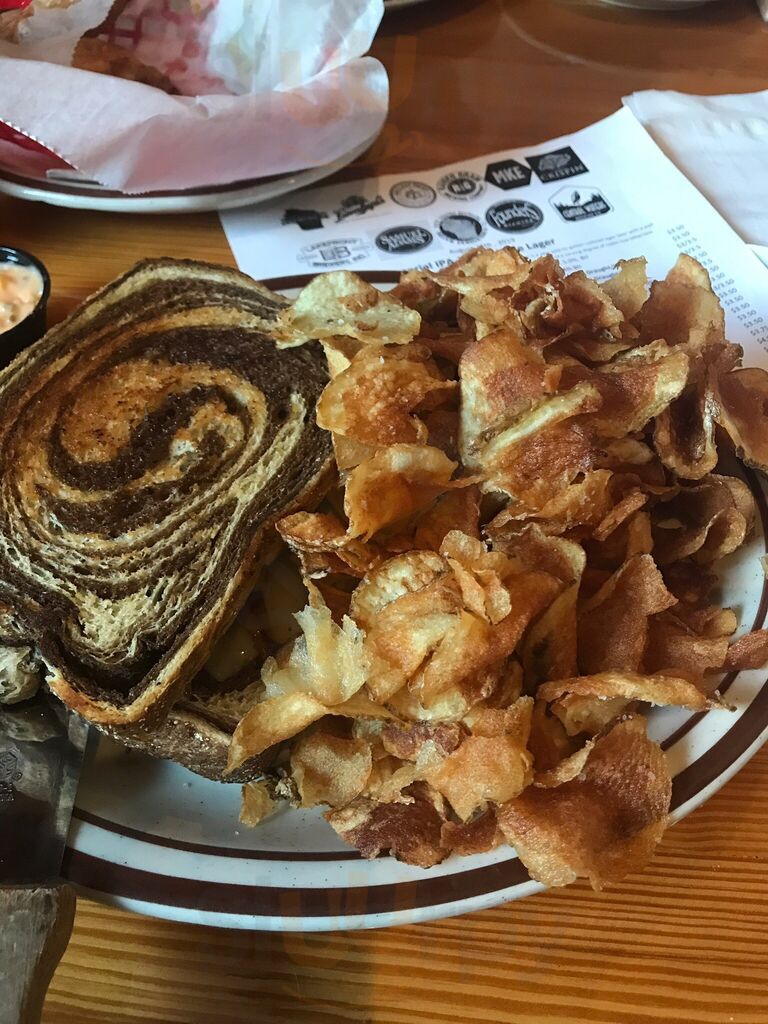 New Berlin Ale House