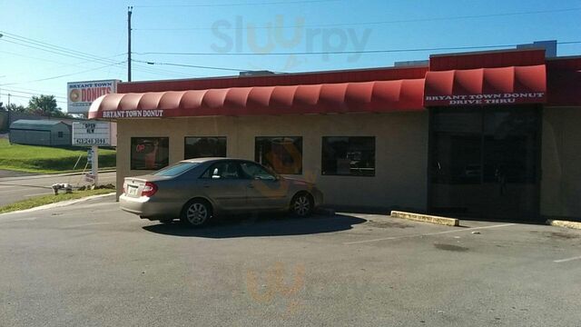 Bryant Town Doughnuts