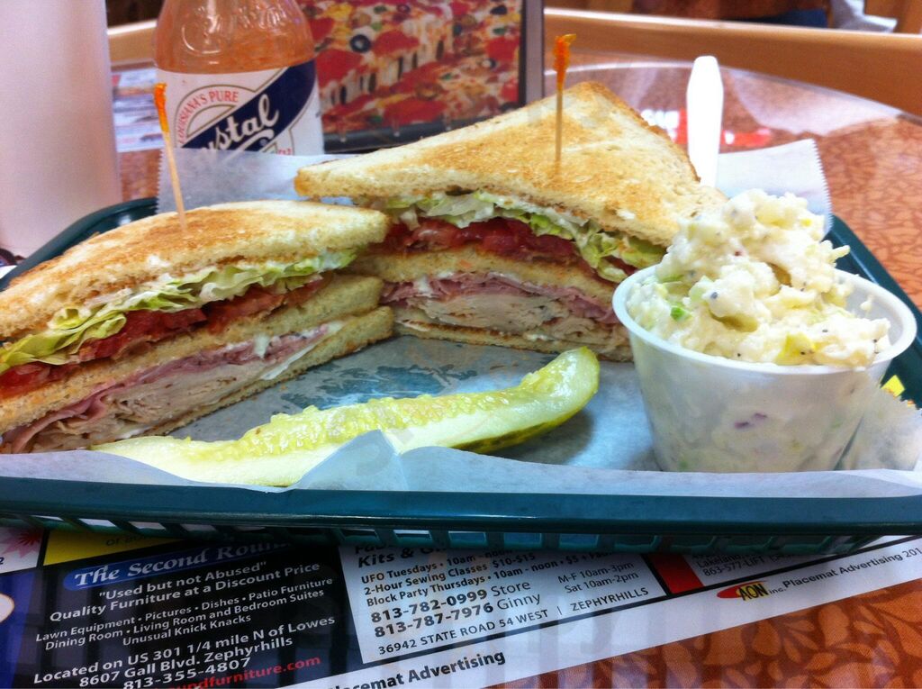 Tj's Deli