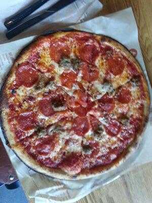 Blaze Pizza