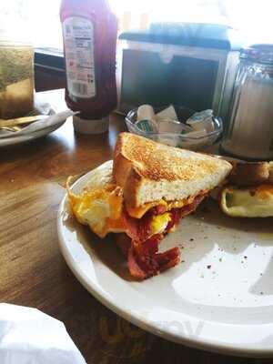 Smitty's Smokehouse & Grill