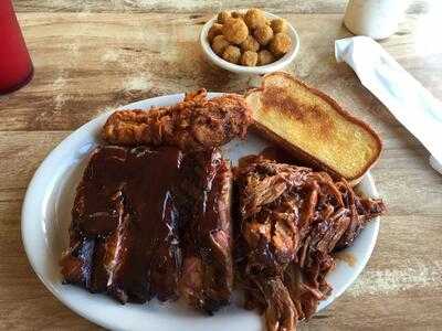 Smitty's Smokehouse & Grill