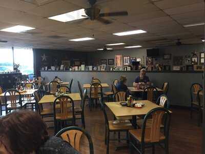 Caroline's Country Cafe