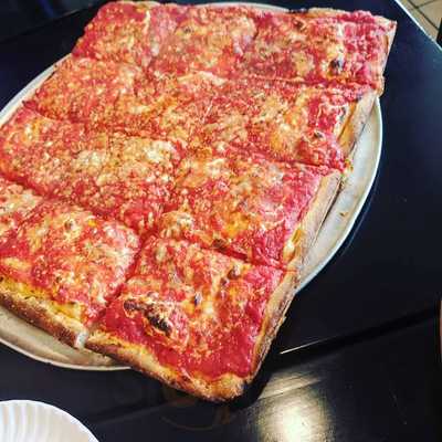 Brooklyn Square Pizza