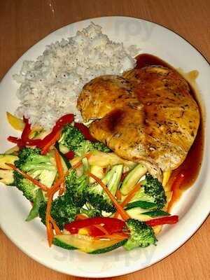 Martha`s Grill & Bar