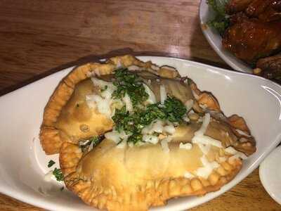 Martha`s Grill & Bar