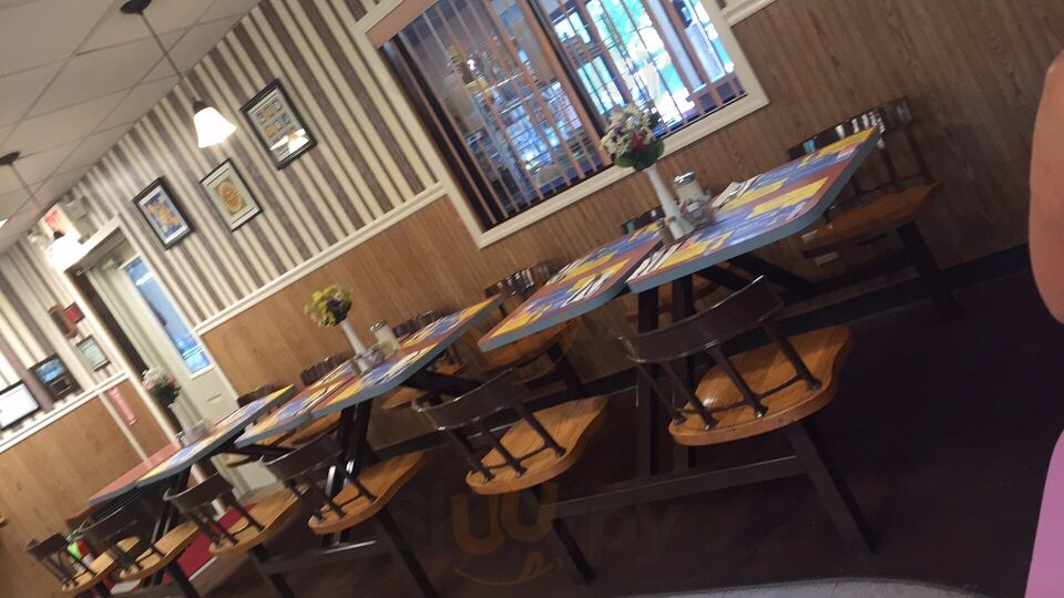 Lou's Restaurant & Catering