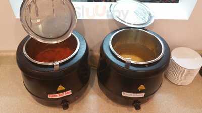 Milanos Pizza And Italian Restaurant