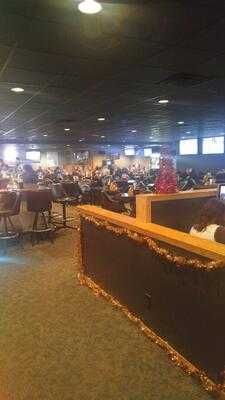 Big Red Restaurant & Sports Bar