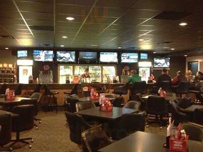 Big Red Restaurant & Sports Bar