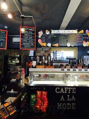 Cafe A La Mode
