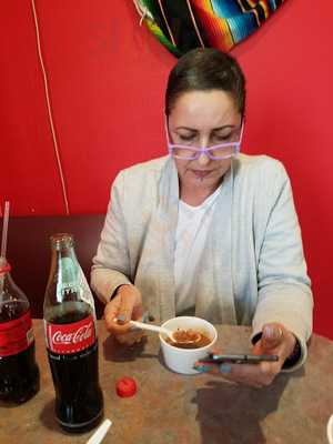 El Quetzal Restaurant And Bakery