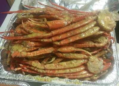 Curry’s Wings And Things