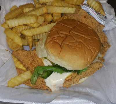 Curry’s Wings And Things