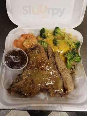 Curry’s Wings And Things