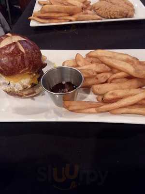 Shadows Restaurant And Pub