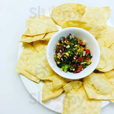 Shadows Restaurant And Pub