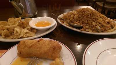 Lee's Hunan Chinese Restaurant