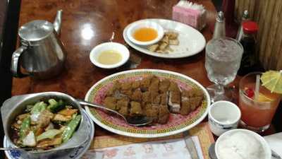 Lee's Hunan Chinese Restaurant