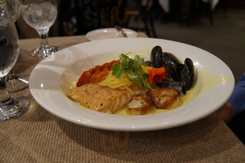 Maine Harvest Restaurant