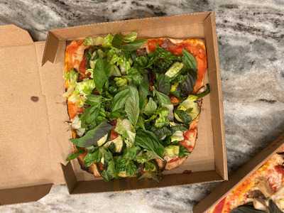 Jules Thin Crust Pizza