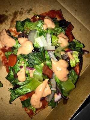 Jules Thin Crust Pizza