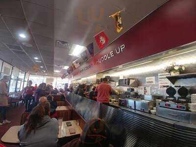 Huddle House