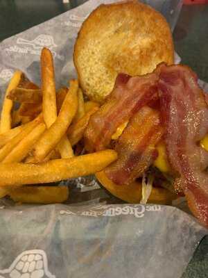 The Greene Turtle Sports Bar & Grille