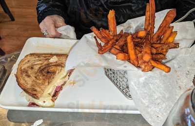 Fabiola's Fine Foods