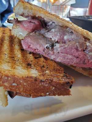 Fabiola's Fine Foods